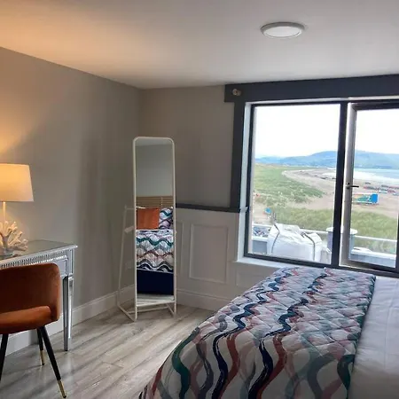 Strand Hotel Apartments Beachside And Surfing * Dingle