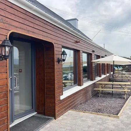Strand Hotel Apartments Beachside And Surfing Apartment *
