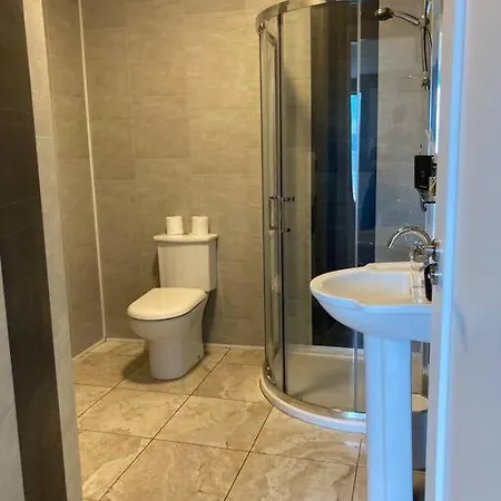Strand Hotel Apartments Beachside And Surfing Apartment Dingle