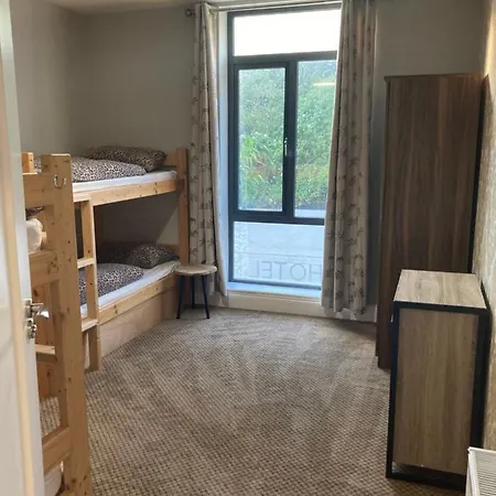 Strand Hotel Apartments Beachside And Surfing Apartment Dingle