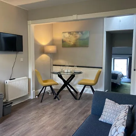 Strand Hotel Apartments Beachside And Surfing Apartment