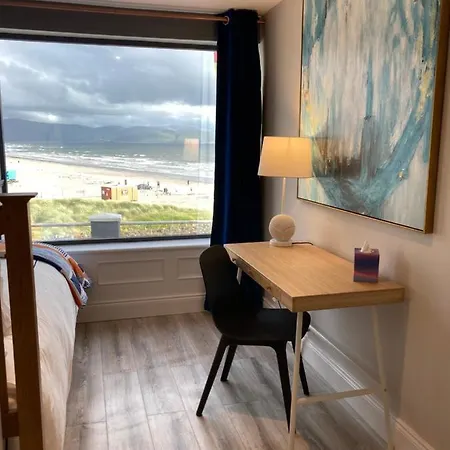 Strand Hotel Apartments Beachside And Surfing * Dingle